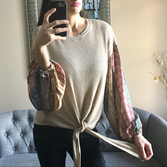 ✨NEW✨Contrast Sleeves Top - Picture 6 of 8